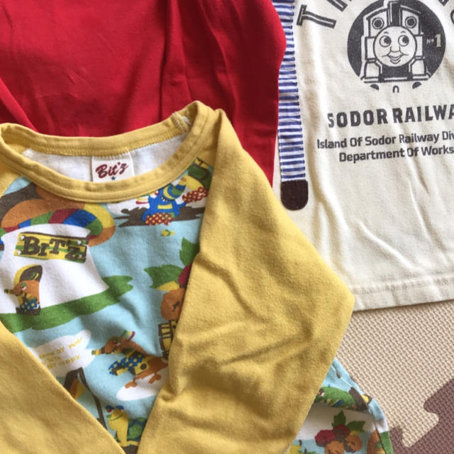 Bit'z(ビッツ)のロンＴ100〜110センチ5枚セット キッズ/ベビー/マタニティのキッズ服男の子用(90cm~)(Tシャツ/カットソー)の商品写真