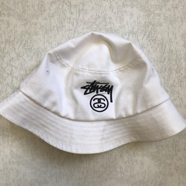 STUSSY(ステューシー)のSTUSSY バケットハット レディースの帽子(ハット)の商品写真