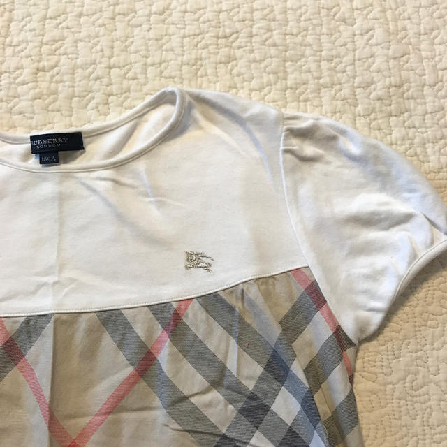 BURBERRY(バーバリー)の【美品】バーバリー150サイズパフスリーブTシャツ キッズ/ベビー/マタニティのキッズ服女の子用(90cm~)(Tシャツ/カットソー)の商品写真