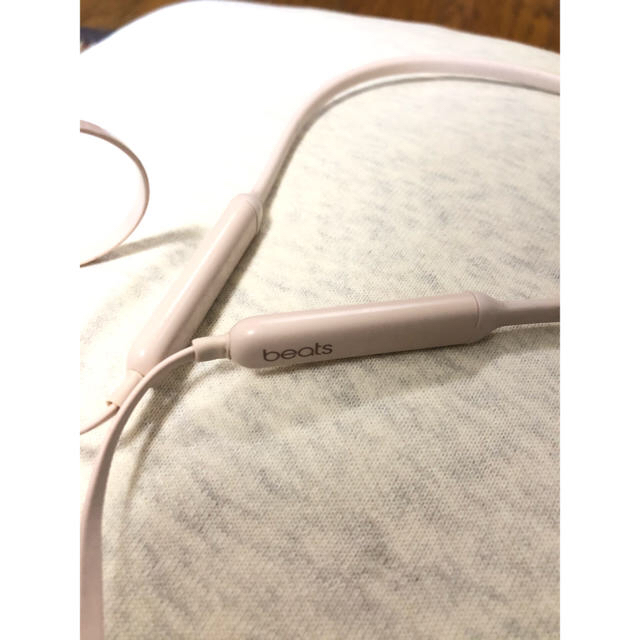 Beats by Dr Dre(ビーツバイドクタードレ)のジャンク品beats by dr.dre BeatsX ワイヤレスイヤホン スマホ/家電/カメラのオーディオ機器(ヘッドフォン/イヤフォン)の商品写真