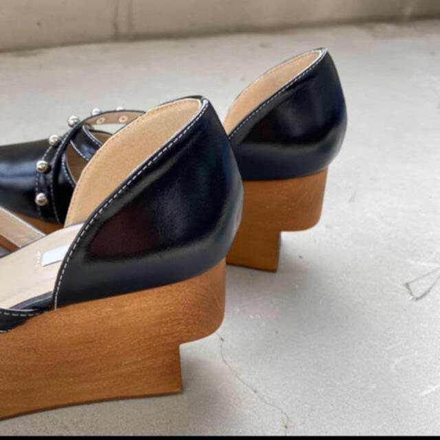 Ameri VINTAGE  WOOD PLATFORM PUMPS