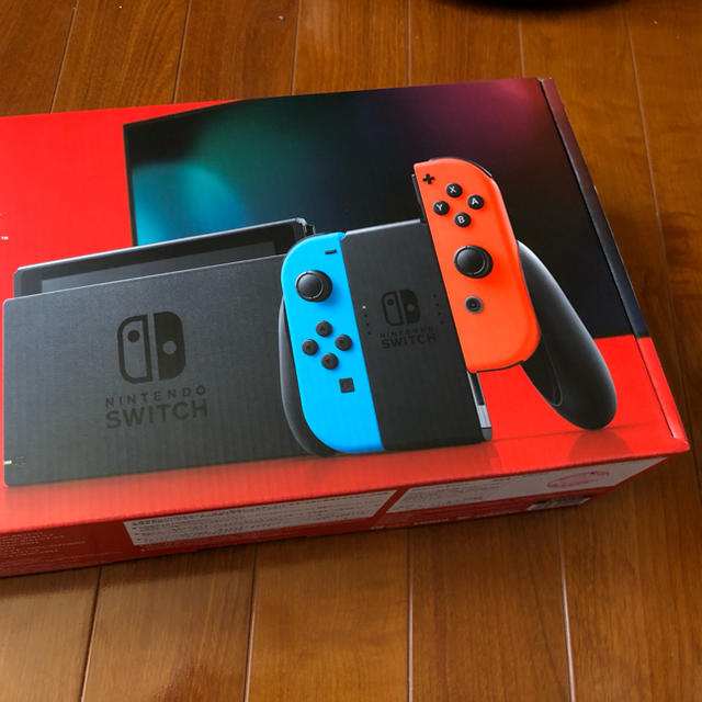 Nintendo Switch 新型　ニンテンドースイッチ　ネオンブルーレッドあつまれどうぶつの森