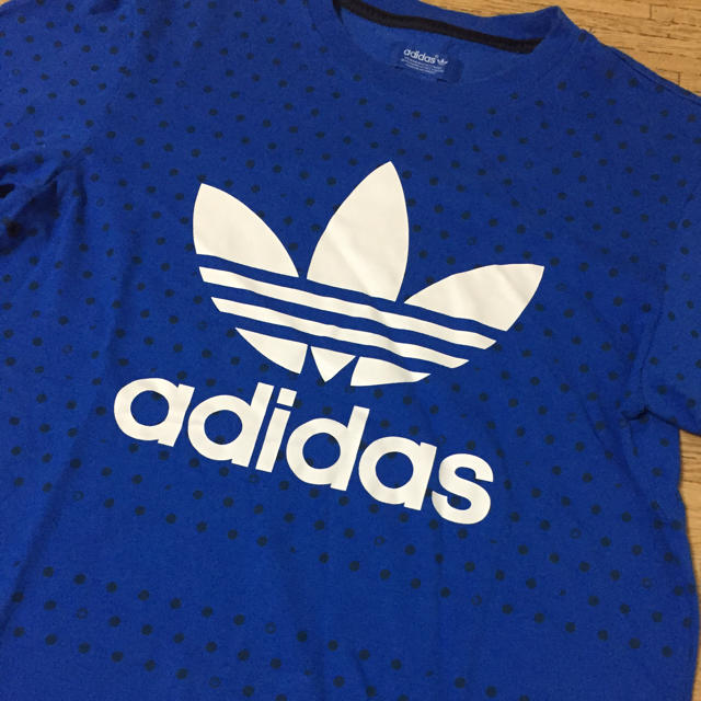 adidas(アディダス)のadidasオリジナルス☆メンズTシャツ レディースのトップス(Tシャツ(半袖/袖なし))の商品写真