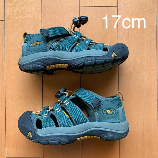 KEEN(キーン)のKEEN キーン キッズ サンダル 17cm 緑 キッズ/ベビー/マタニティのキッズ靴/シューズ(15cm~)(サンダル)の商品写真