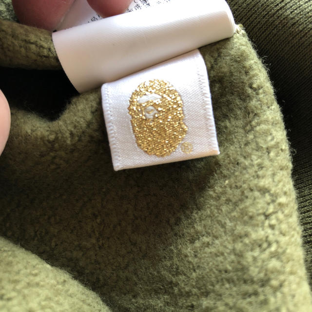 A BATHING APE - 【新品】シャークパーカー