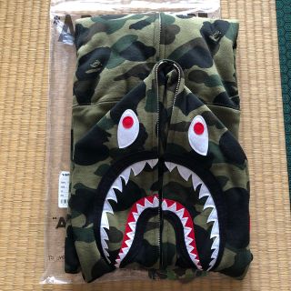 アベイシングエイプ(A BATHING APE)の【新品】シャークパーカー(パーカー)