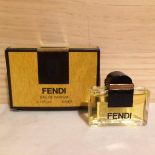 フェンディ(FENDI)のフェンディ ミニ香水 ☆(香水(女性用))