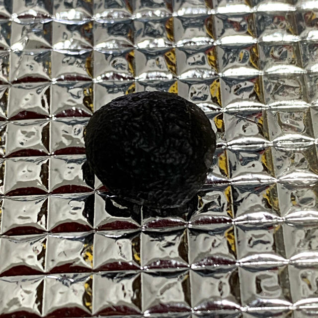 【値下げ中】チンターマニストーン隕石（サフォーダイト隕石） インテリア/住まい/日用品のインテリア小物(置物)の商品写真