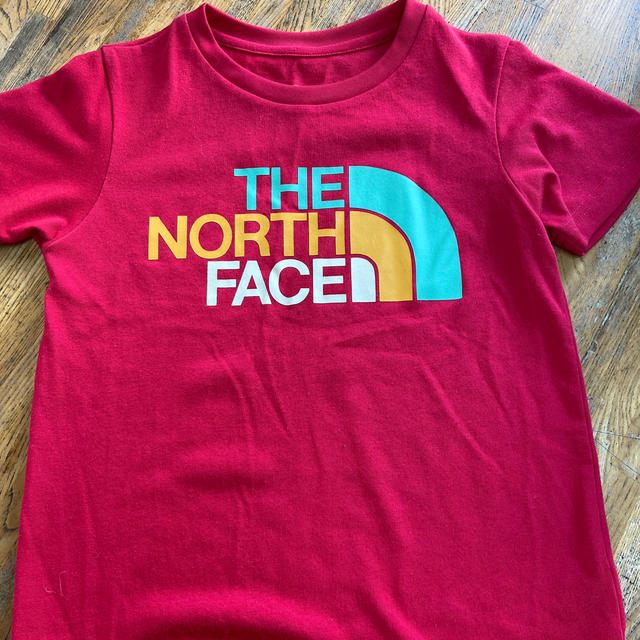 THE NORTH FACE(ザノースフェイス)のthe north face  130サイズ キッズ/ベビー/マタニティのキッズ服女の子用(90cm~)(Tシャツ/カットソー)の商品写真