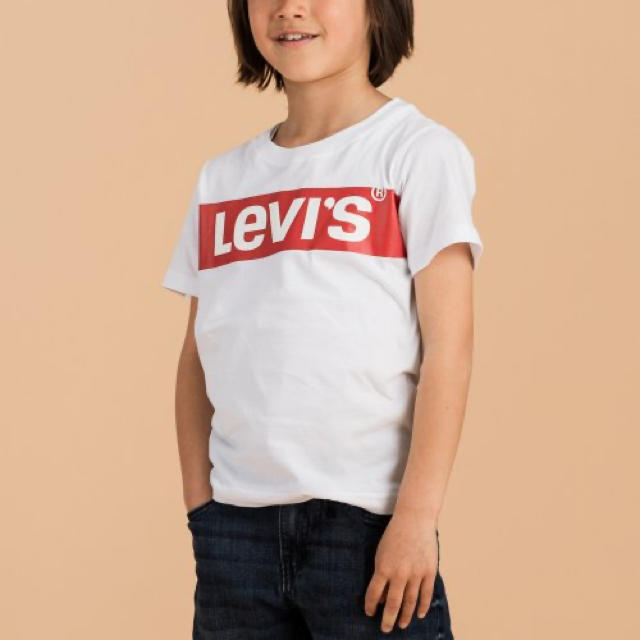 Levi's(リーバイス)の新品✨タグ付き♪未開封‼️ロゴが可愛い♡Tシャツ　7 /120cm相当　キッズ　 キッズ/ベビー/マタニティのキッズ服男の子用(90cm~)(Tシャツ/カットソー)の商品写真