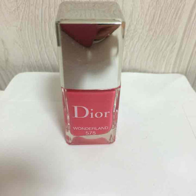 Dior(ディオール)のディオール ネイル ヴェルニ 575 コスメ/美容のネイル(マニキュア)の商品写真