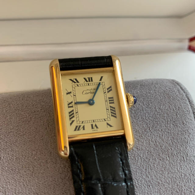 値下げしました！must de cartier tank　カルティエ　腕時計