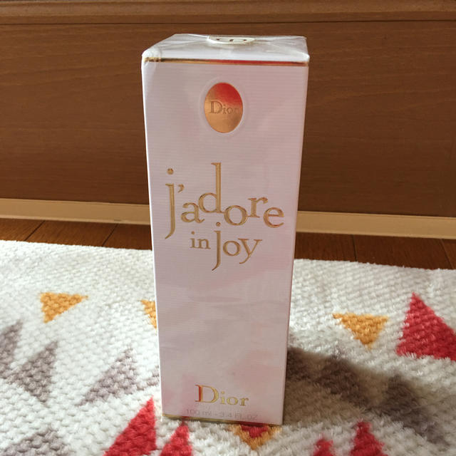 Christian Dior(クリスチャンディオール)のDIOR ジャドール　インジョイ　100ml コスメ/美容の香水(香水(女性用))の商品写真