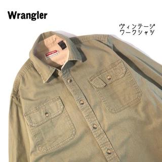 ラングラープレミアムライン(Wrangleｒ PREMIUM LINE)のラングラー Wrangler ヴィンテージ ワークシャツ カーキ(シャツ)