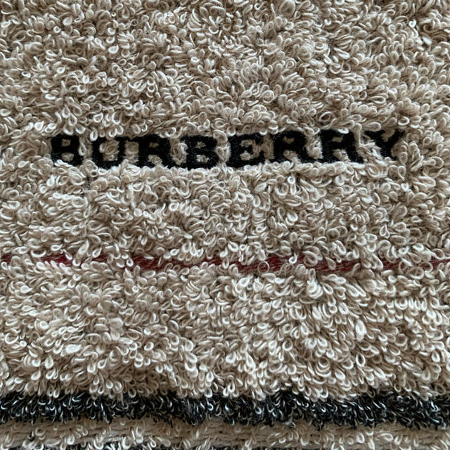 BURBERRY(バーバリー)のバーバリー BURBERRY ウォッシュタオル インテリア/住まい/日用品の日用品/生活雑貨/旅行(タオル/バス用品)の商品写真