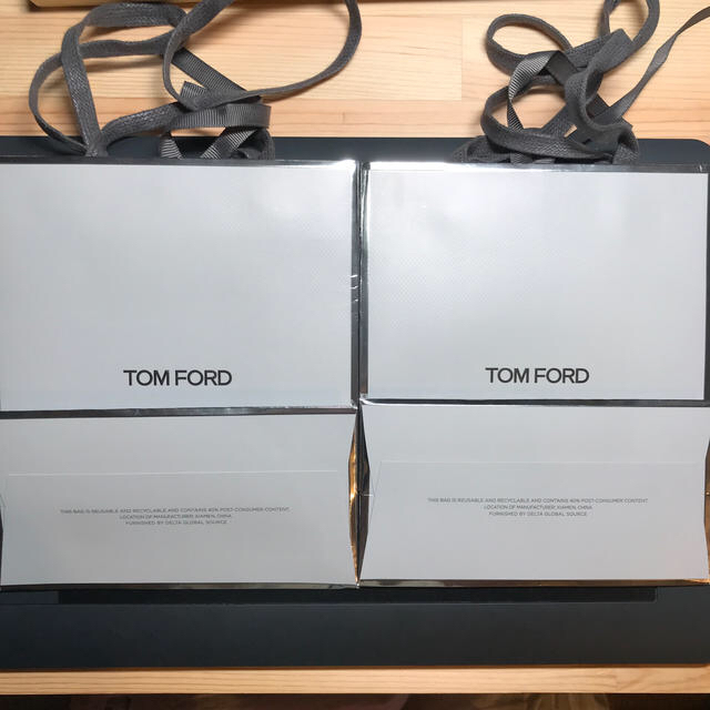TOM FORD(トムフォード)のTom Ford ショッパー レディースのバッグ(ショップ袋)の商品写真