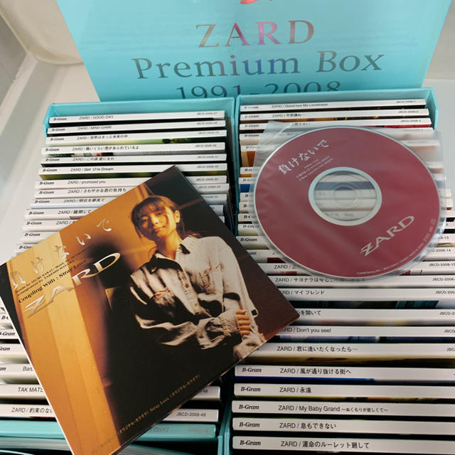 エンタメ/ホビー【美品】ZARD PREMIUM BOX 1991-2008