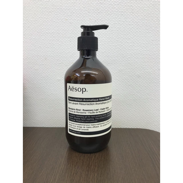 Aesop(イソップ)の『Aesop レスレクション ハンドウォッシュ 500ml』の空容器 コスメ/美容のボディケア(ボディソープ/石鹸)の商品写真