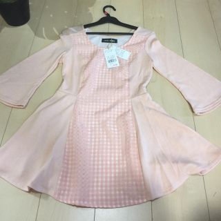 セシルマクビー(CECIL McBEE)のセシルマクビー春物チュニック新品未使用(チュニック)