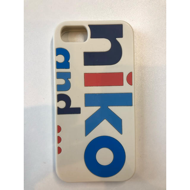 niko and...(ニコアンド)のniko and… iPhoneケース スマホ/家電/カメラのスマホアクセサリー(iPhoneケース)の商品写真