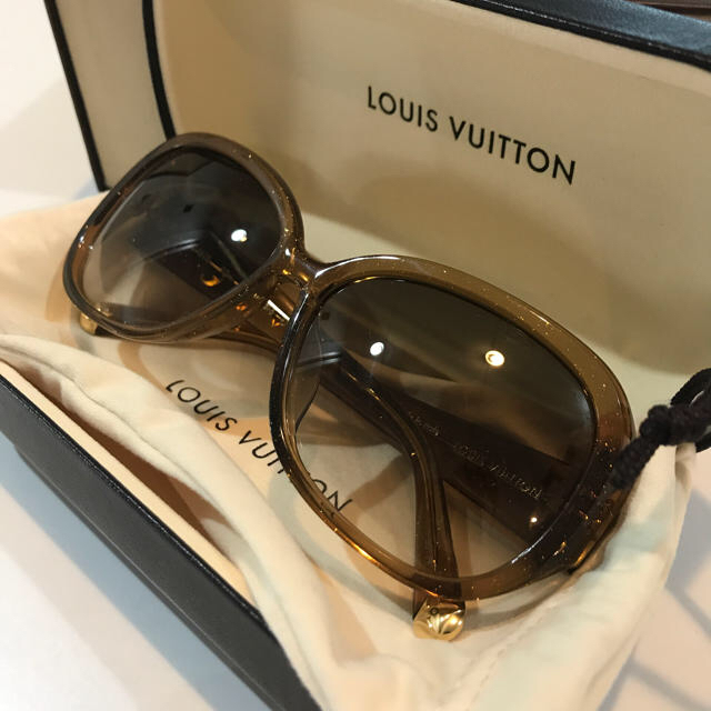 LOUIS VUITTON ルイヴィトン　サングラス