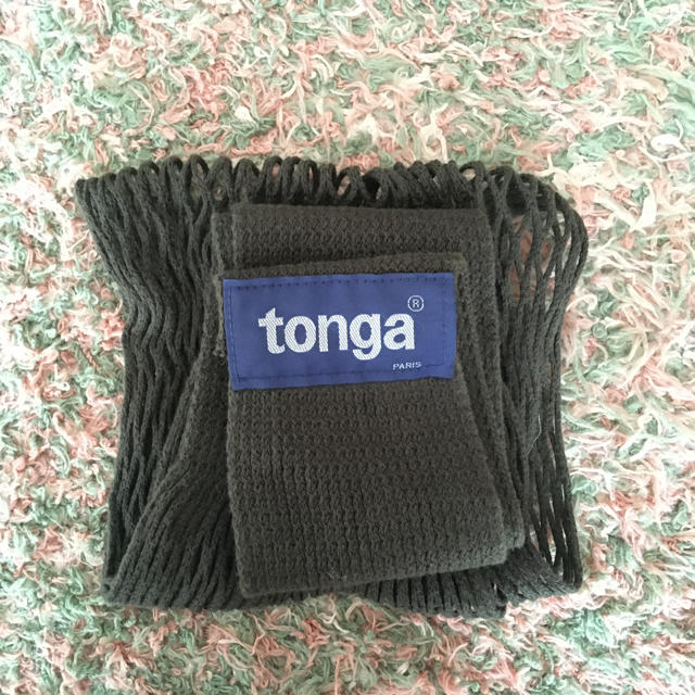 tonga L オリーブ キッズ/ベビー/マタニティの外出/移動用品(抱っこひも/おんぶひも)の商品写真