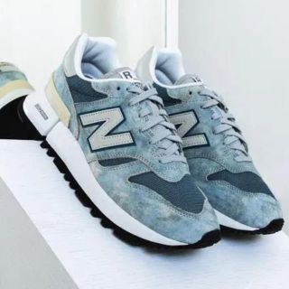 ニューバランス(New Balance)のTOKYO DESIGN STUDIO New Balance R_C1300(スニーカー)