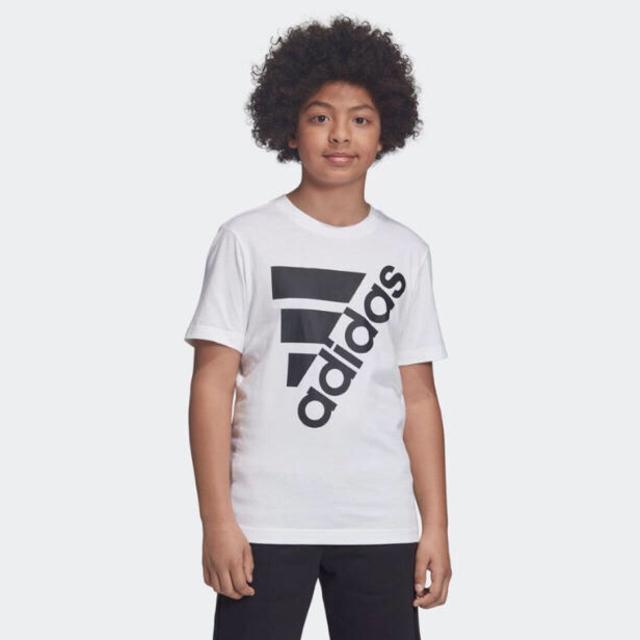 adidas(アディダス)の【新品】adidasアディダス★今期完売！ビッグロゴ入Ｔシャツ★ホワイト白160 キッズ/ベビー/マタニティのキッズ服男の子用(90cm~)(Tシャツ/カットソー)の商品写真