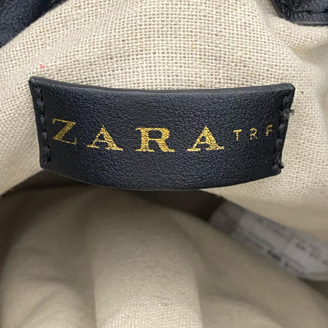 ZARA(ザラ)のZARA TRF レディースのバッグ(ショルダーバッグ)の商品写真