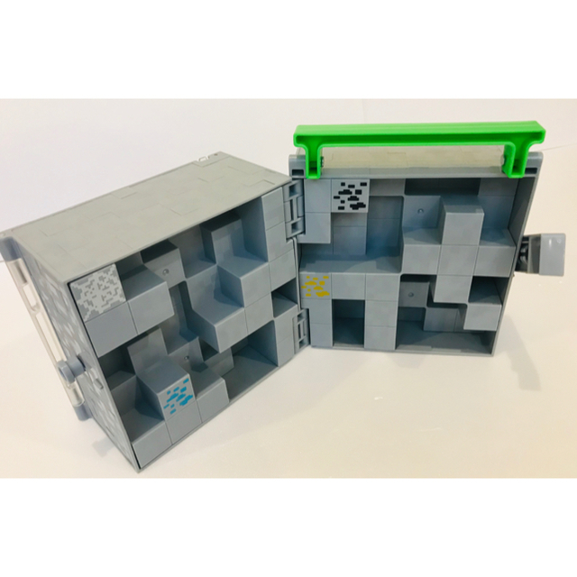 マインクラフト ミニフィギュアコレクティングケースとミニ マインクラフト ミニフィギュアコレクティングケースとミニ