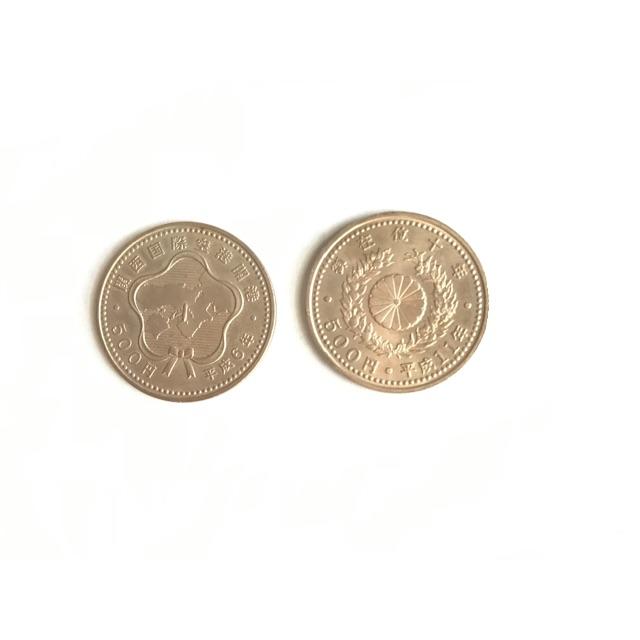 ★最終お値下げ★【記念硬貨500円2枚セット】関空開港／御在位10年 エンタメ/ホビーの美術品/アンティーク(貨幣)の商品写真
