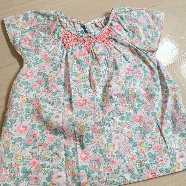 Jacadi(ジャカディ)のchayさん専用🌸jacadiリバティ柄ブラウスBonpoint好きにも🍒 キッズ/ベビー/マタニティのキッズ服女の子用(90cm~)(ブラウス)の商品写真