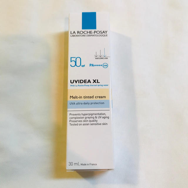 LA ROCHE-POSAY(ラロッシュポゼ)のラ ロッシュ ポゼ UVイデア XL ティント  30ml コスメ/美容のベースメイク/化粧品(化粧下地)の商品写真