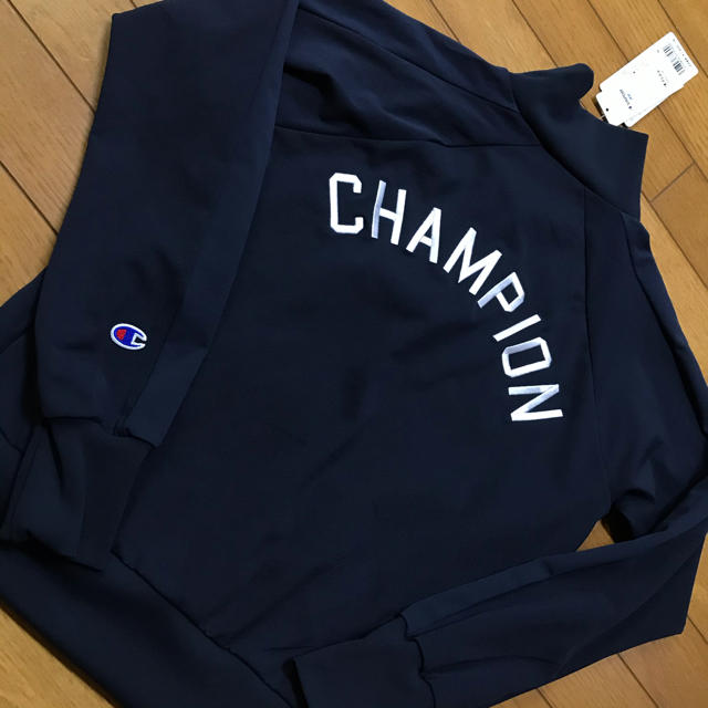 Champion(チャンピオン)の定価8690円・新品未使用・チャンピオン・フルジップジャケット・Mサイズ レディースのジャケット/アウター(その他)の商品写真