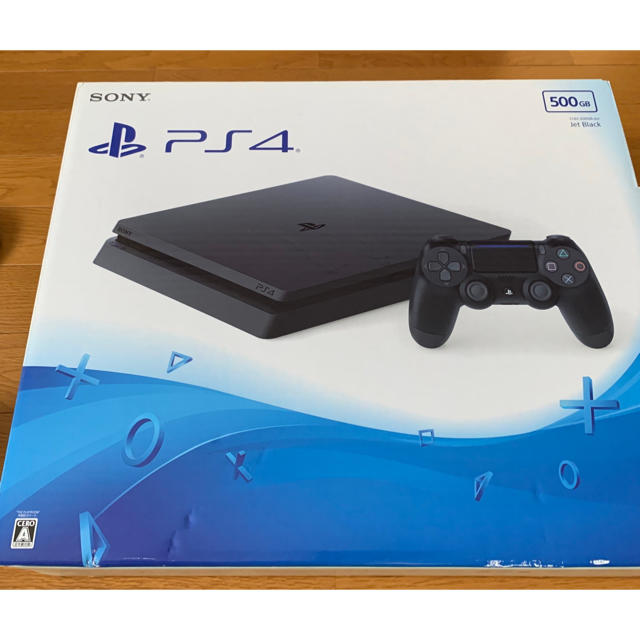 PlayStation4(プレイステーション4)のPS4 ジェット・ブラック　500GB エンタメ/ホビーのゲームソフト/ゲーム機本体(家庭用ゲーム機本体)の商品写真