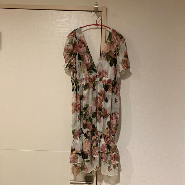 moussy(マウジー)の難あり　安室奈美恵さん着用　半袖バージョン　ワンピース レディースのワンピース(ミニワンピース)の商品写真