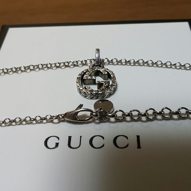 Gucci(グッチ)のGUCCI 燻しネックレス ラージ スモール の２つ 専用 レディースのアクセサリー(ネックレス)の商品写真