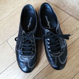 サルヴァトーレフェラガモ(Salvatore Ferragamo)のFerragamo　黒スニーカー５(スニーカー)