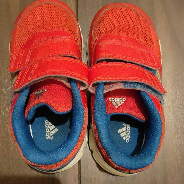 adidas(アディダス)のadidas アディダス スニーカー 13cm キッズ/ベビー/マタニティのベビー靴/シューズ(~14cm)(スニーカー)の商品写真