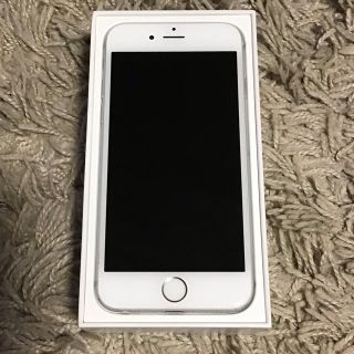 エヌティティドコモ(NTTdocomo)のiphone6 本体 docomo 16gb(スマートフォン本体)