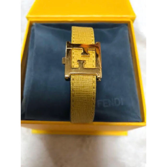 FENDI(フェンディ)のFENDIのブレスレット レディースのアクセサリー(ブレスレット/バングル)の商品写真