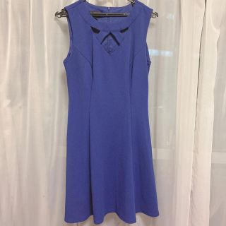 デイジーストア(dazzy store)のひざ丈　aライン　ワンピース　ドレス　青　ブルー　スリット(ひざ丈ワンピース)