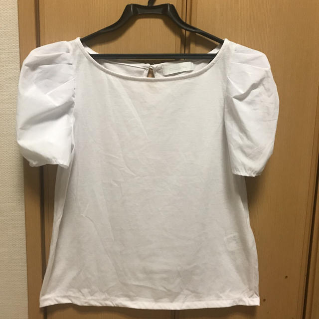 CECIL McBEE(セシルマクビー)のトップス　半袖Tシャツ レディースのトップス(Tシャツ(半袖/袖なし))の商品写真