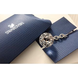 スワロフスキー(SWAROVSKI)の【hiro様】スワロフスキー SWAROVSKI メルセデスベンツ キーホルダー(キーホルダー)