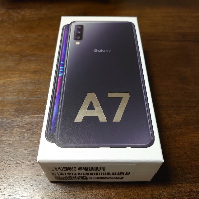 Galaxy(ギャラクシー)の即日発送 新品未開封 Galaxy A7 simフリー ブラック黒 スマホ/家電/カメラのスマートフォン/携帯電話(スマートフォン本体)の商品写真