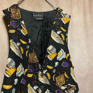 アートヴィンテージ(ART VINTAGE)の90s vintage USA製 古着 シルクベスト nicole miller(ベスト)