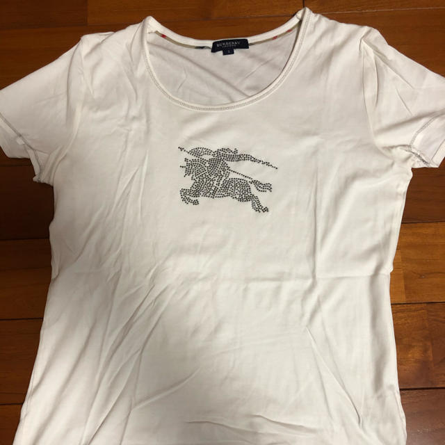 BURBERRY(バーバリー)のTシャツ レディースのトップス(Tシャツ(半袖/袖なし))の商品写真