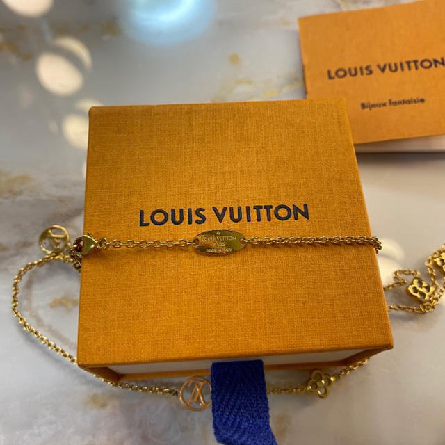 LOUIS  VUITTON フラワーフル ネックレス