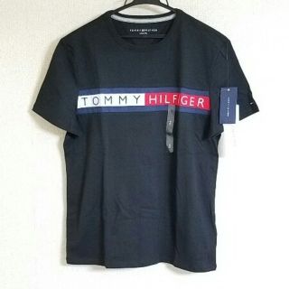 トミーヒルフィガー(TOMMY HILFIGER)のトミー　フラッグロゴ入り　メンズ用　Tシャツ　ブラック　Sサイズ　新品未使用　(Tシャツ/カットソー(半袖/袖なし))