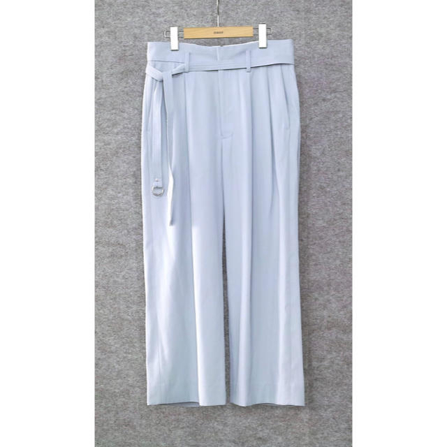 SUNSEA(サンシー)のURU TOKYO 2 TUCK PANTS SAX 1 即完品 メンズのパンツ(スラックス)の商品写真